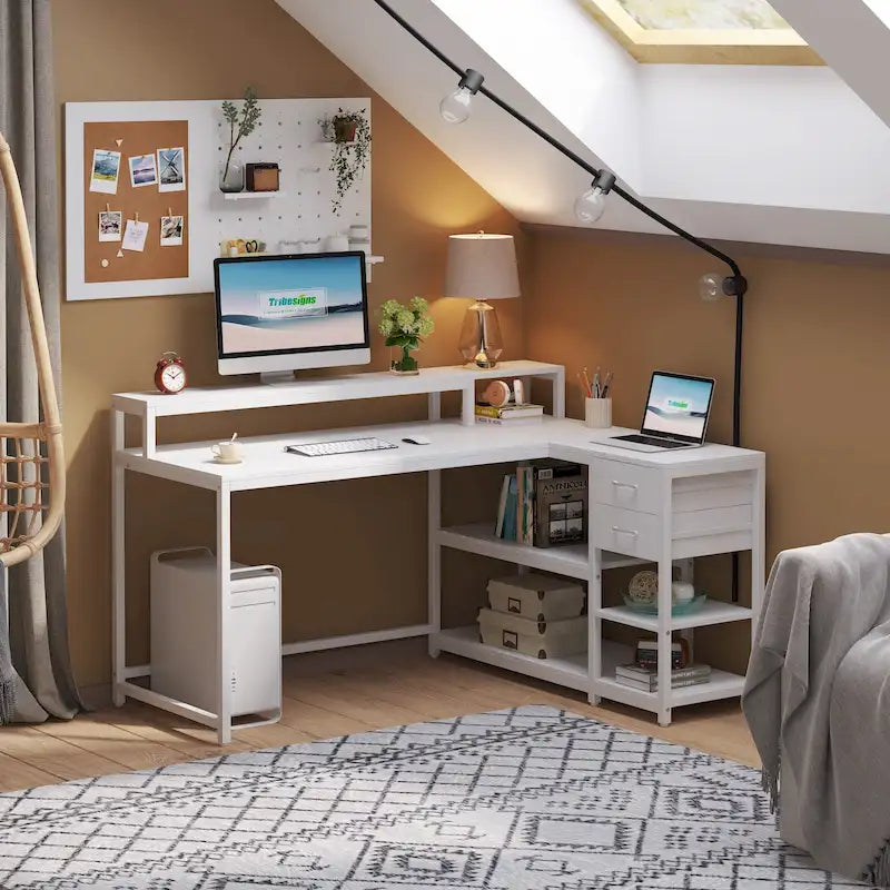 Scrivania angolare a L con cassetti, ripiani contenitore e supporto per monitor, multicolore